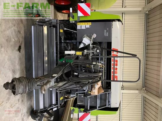 Empacadora gigant - Claas - rollant 454 uniwrap