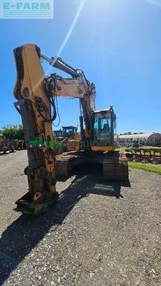 Excavadora - Liebherr - r 926 lc