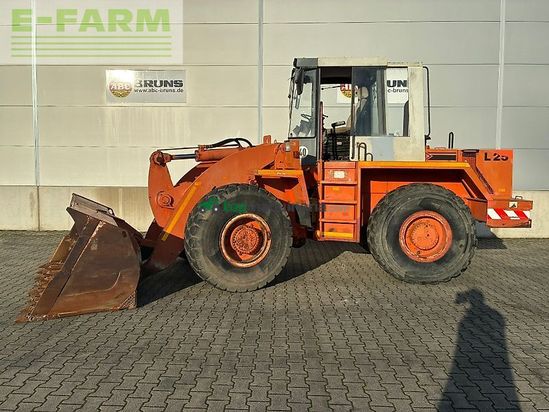 Minicargadora - O&K - l 25
