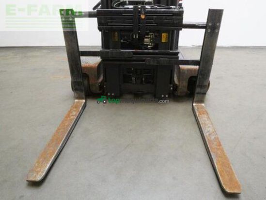 Elevadora - Linde - r 25 f