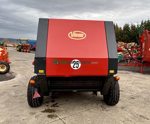 Rotoempacadora - RF 122