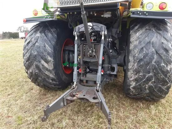 Esparcidor - Claas - xerion 4000 saddle trac SADDLE TRAC