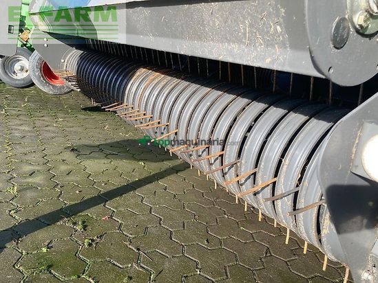 Empacadora gigant - Claas - quadrant 5300 fc nur 15116 ballen