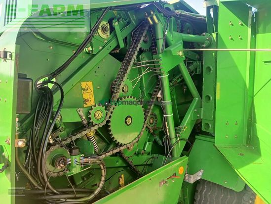 Empacadora gigant - John Deere - 678