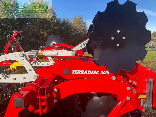 Grada de disco - Pöttinger - terradisc 3001
