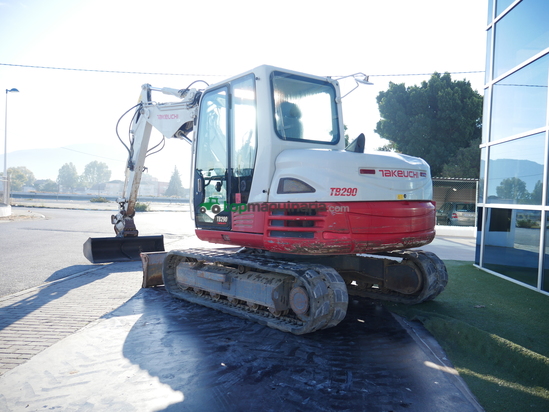Excavadora - TAKEUCHI TB 290