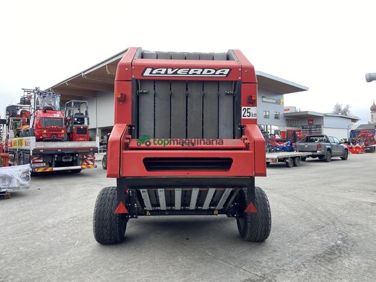 Empacadora gigant - Laverda - vb12.18