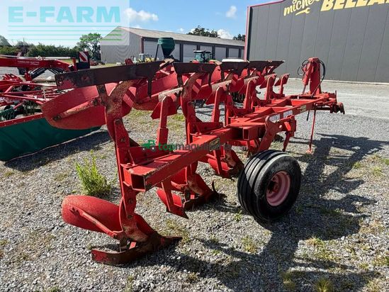Arado -  - charrue tc70 demblon