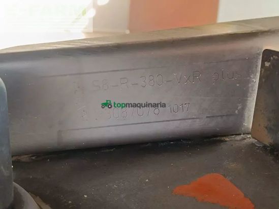 Esparcidor - Kuhn - axis 40.2 m-emc