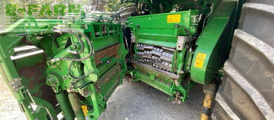 Cosechadora de Cereal - John Deere - 8300