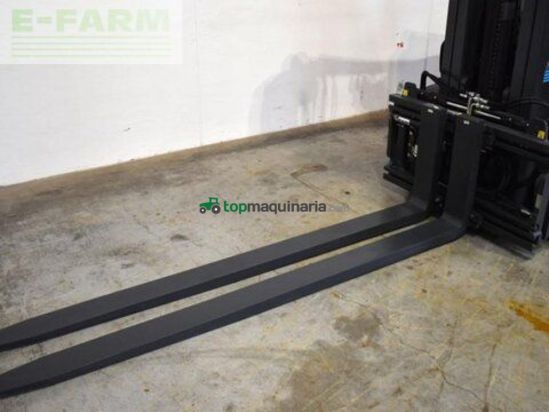 Elevadora - Linde - e 30/600 h 1252