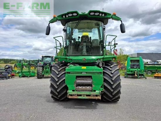 Cosechadora de Cereal - John Deere - 8300
