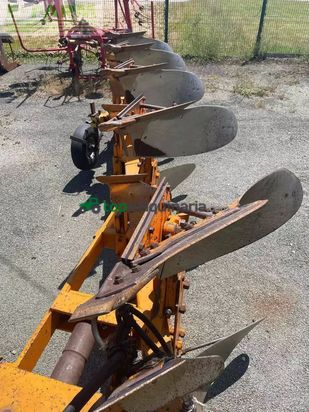 Arado -  - charrue 5corps . huard