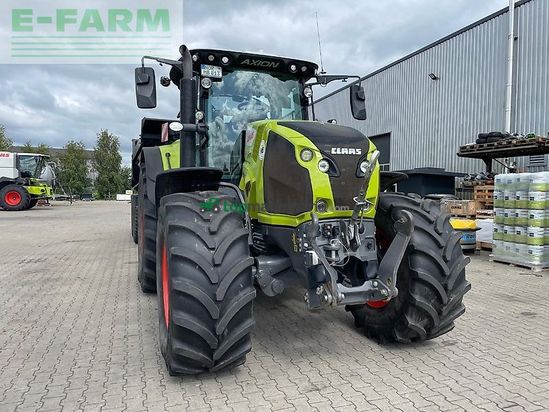 Tractor agrícola - Claas - axion 810 cm