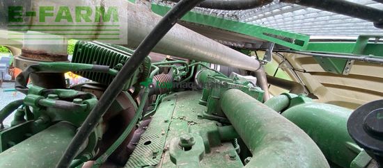 Cosechadora de Cereal - John Deere - 8300