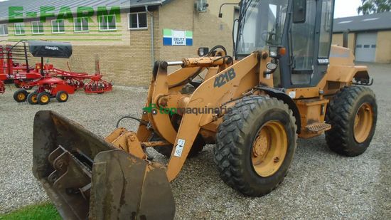 Minicargadora - Case IH - 421 b