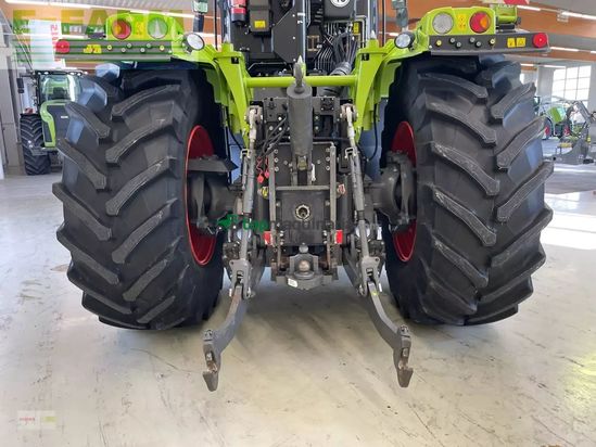 Tractor agrícola - Claas - xerion 4000 trac vc preisreduziert TRAC VC