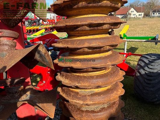 Grada de disco - Väderstad - carriercrxt 425 gezogen