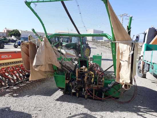 Recolector de almendras y aceitunas Solano Horizonte