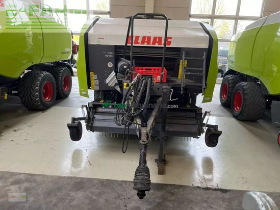 Empacadora gigant - Claas - rollant 454 rc uniwrap