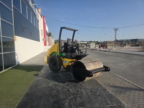 Rodillo compactador - JCB VM46