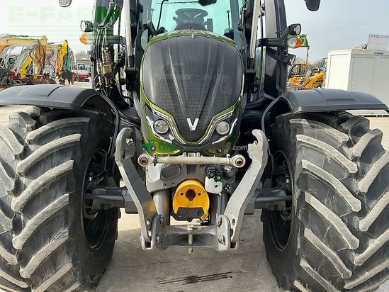 Tractor agrícola - Valtra - n175 versu unlimited tractor (st25906)