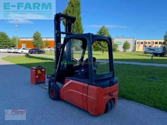Elevadora - Linde - e20l-01