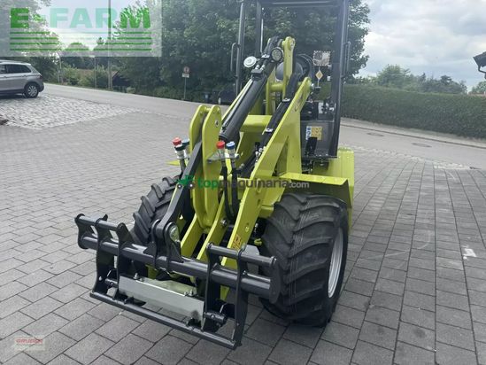 Telescopica - Fliegl - 25-27 inkl. 3 anbaugeräte