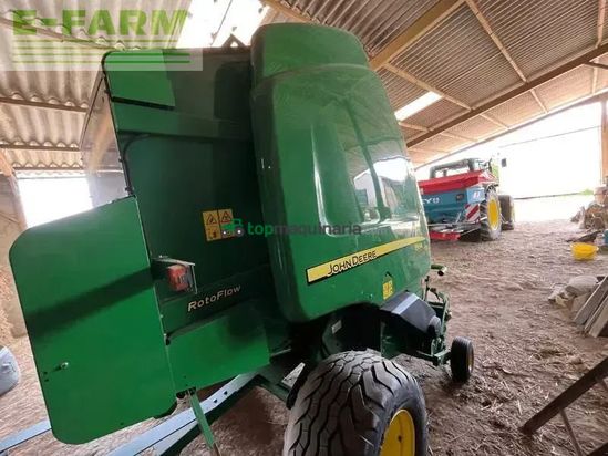 Empacadora gigant - John Deere - 864