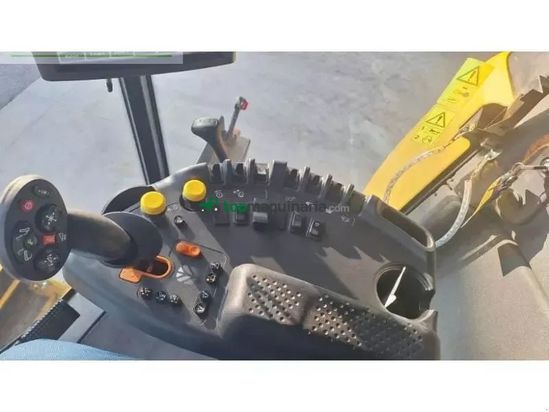 Cosechadora de Cereal - New Holland - cx6-80