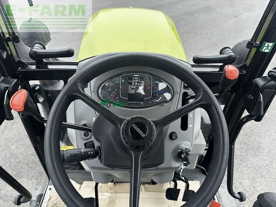 Tractor agrícola - Claas - nexos 220 s comfort