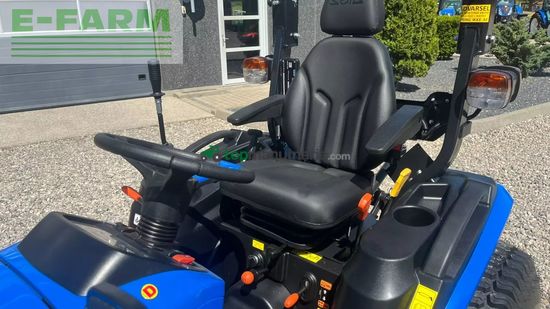 Tractor agrícola - Solis - h26 hst turfdæk og frontlæsser