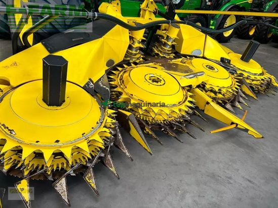 Cosechadora de Cereal - John Deere - 8500i inkl. kemper 460 plus