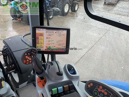 Tractor agrícola - New Holland - t7.210 auto command tractor (st25411)