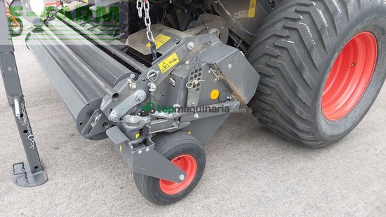 Empacadora gigant - Claas - variant 585 rc