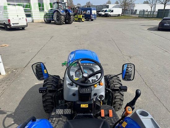 Tractor agrícola - New Holland - boomer 45