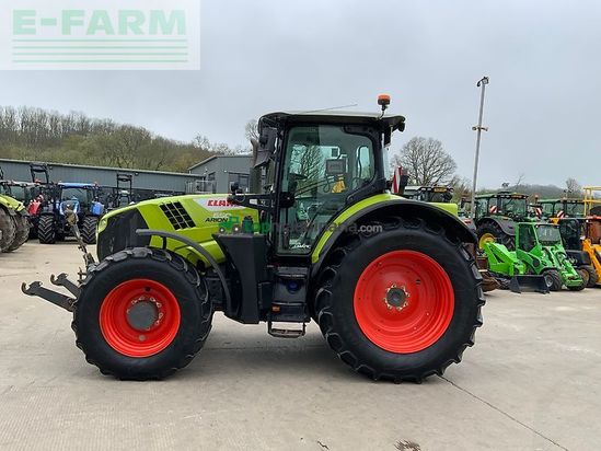 Tractor agrícola - Claas - 650 arion tractor (st26102)
