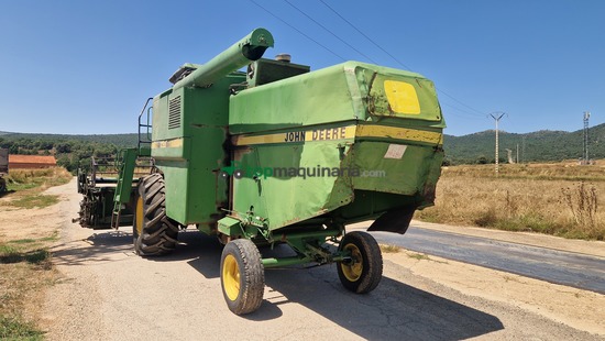 Cosechadora de Cereal - John Deere - 1055