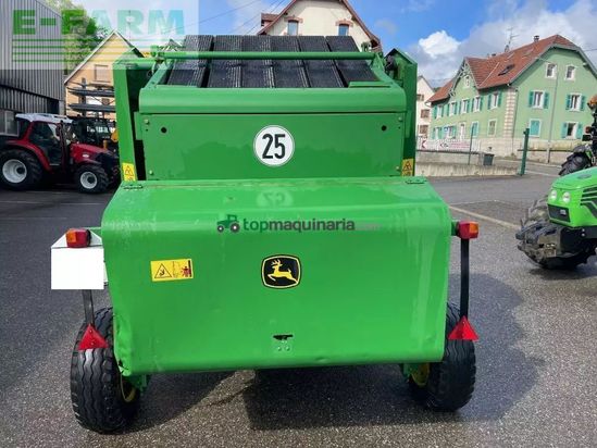 Empacadora gigant - John Deere - 572