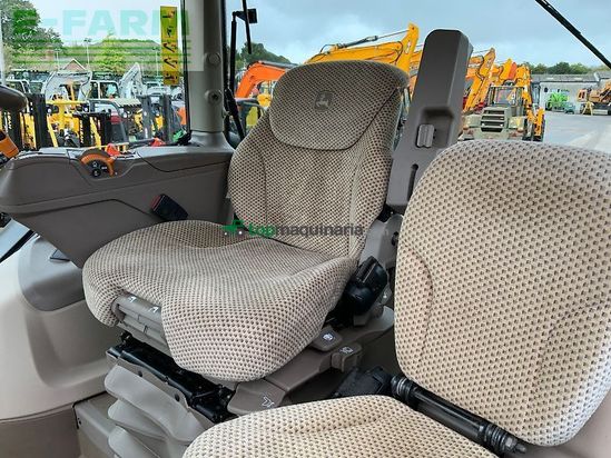 Tractor agrícola - John Deere - 6215r tractor (st24044)