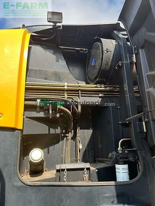 Cosechadora de Cereal - New Holland - fr 9050