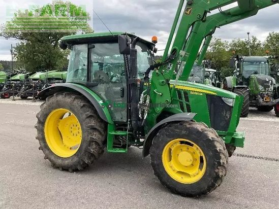 Tractor agrícola - John Deere - marque john deere