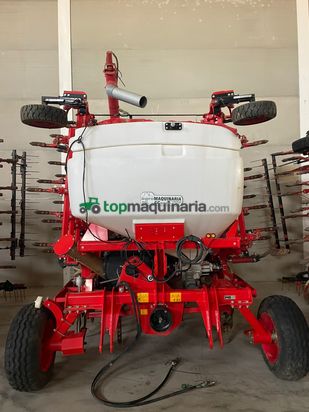 Sembradora Sola área de 6 m seminueva