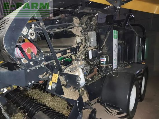 Empacadora gigant - New Holland - roll baler 125 combi