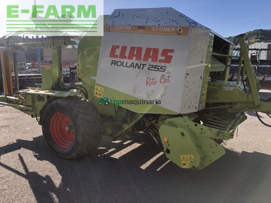 Empacadora gigant - Claas - rollant 255 rc uniwrap
