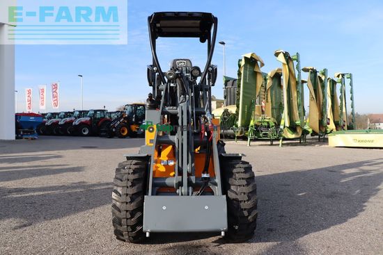 Minicargadora - Giant - g1200