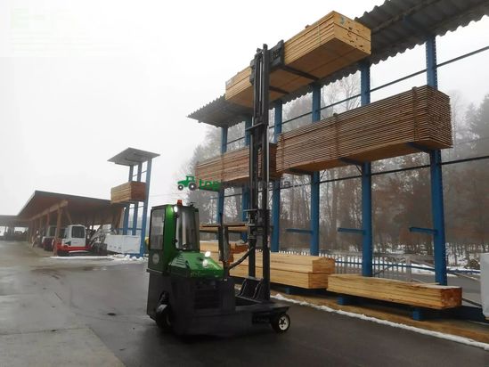 Elevadora - Combilift - c3000 diesel 4wege allrad stapler