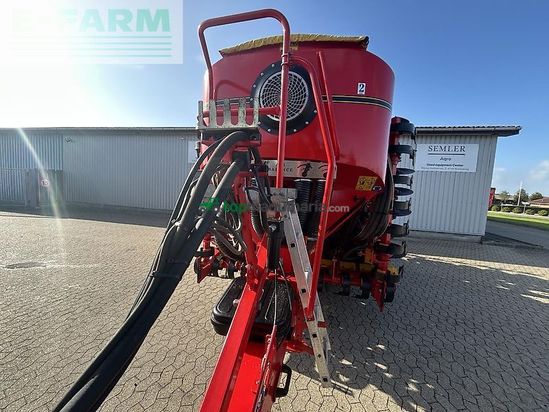 Sembradora - Väderstad - spirit st600c