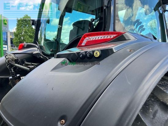 Tractor agrícola - Valtra - n1543