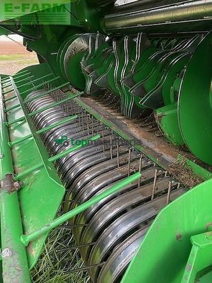 Empacadora gigant - John Deere - v 461 r